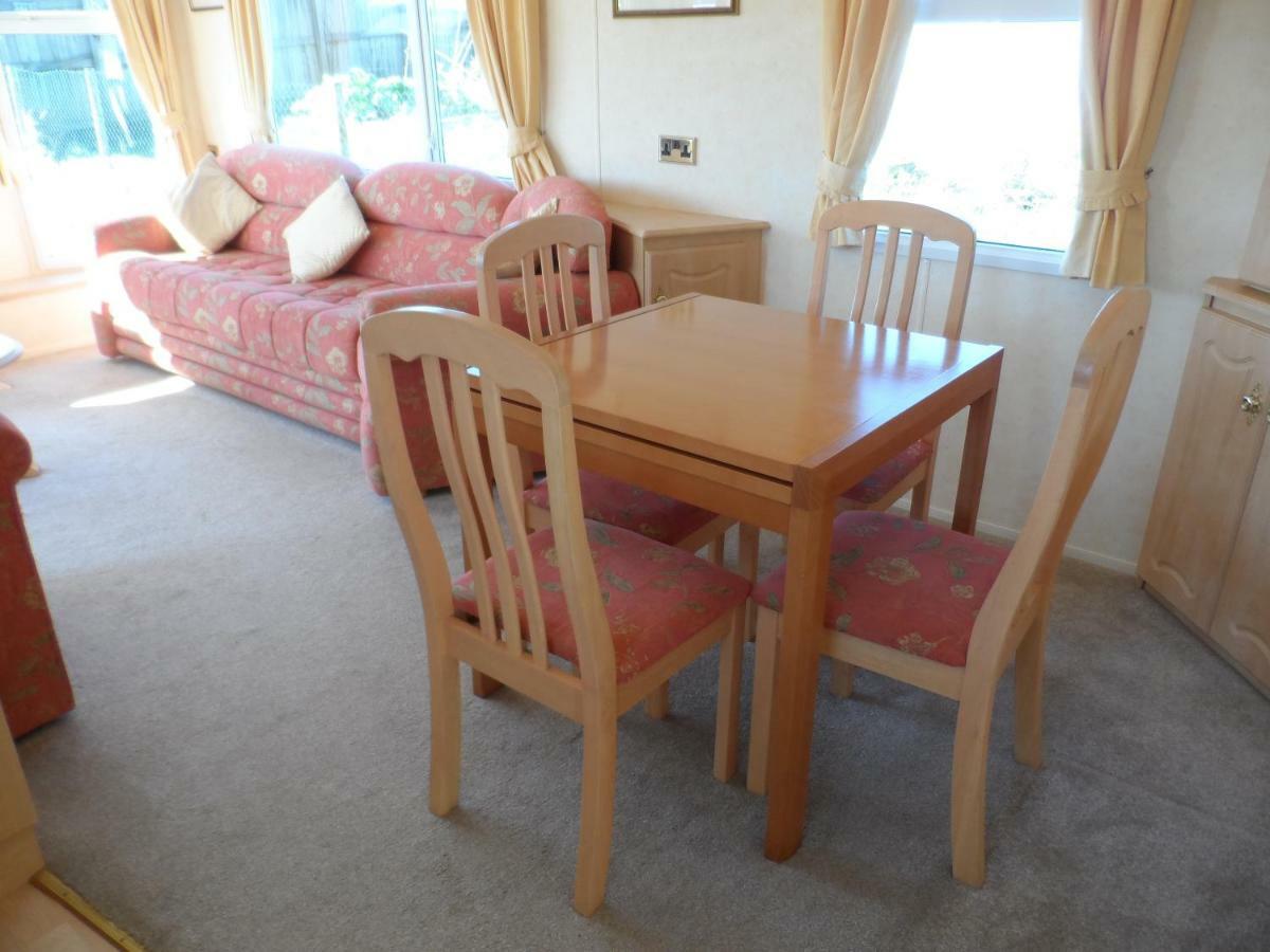 Luxury Mobile Home Near Perranporth Situated On A Quiet Farm Truro Eksteriør billede